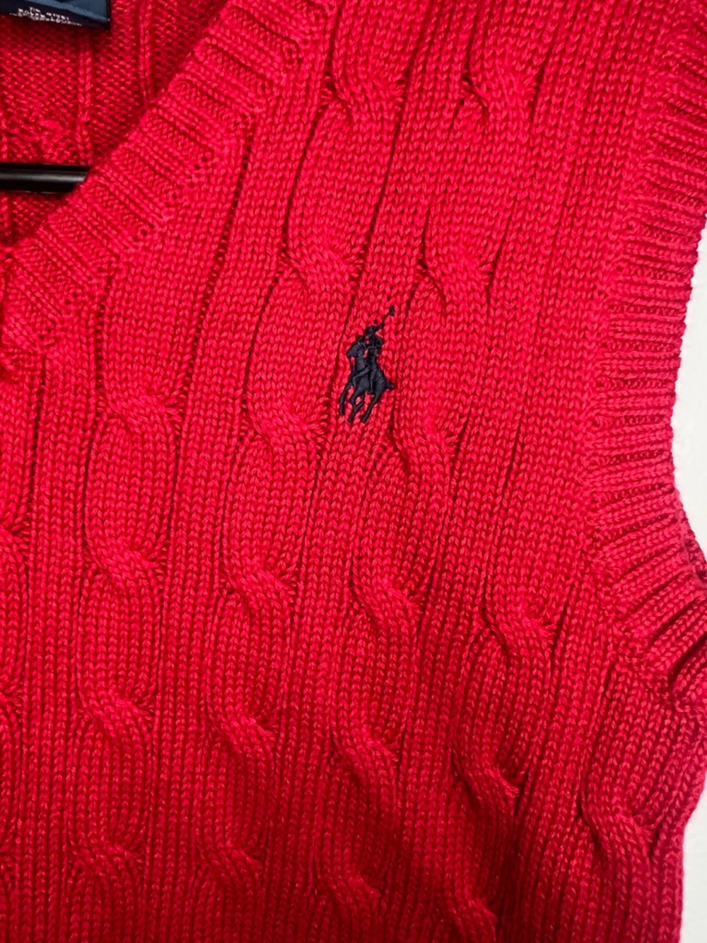 Polo Ralph Lauren Boys or child’s cable knit sleeveless red vest size S (8) - Picture 7 of 8